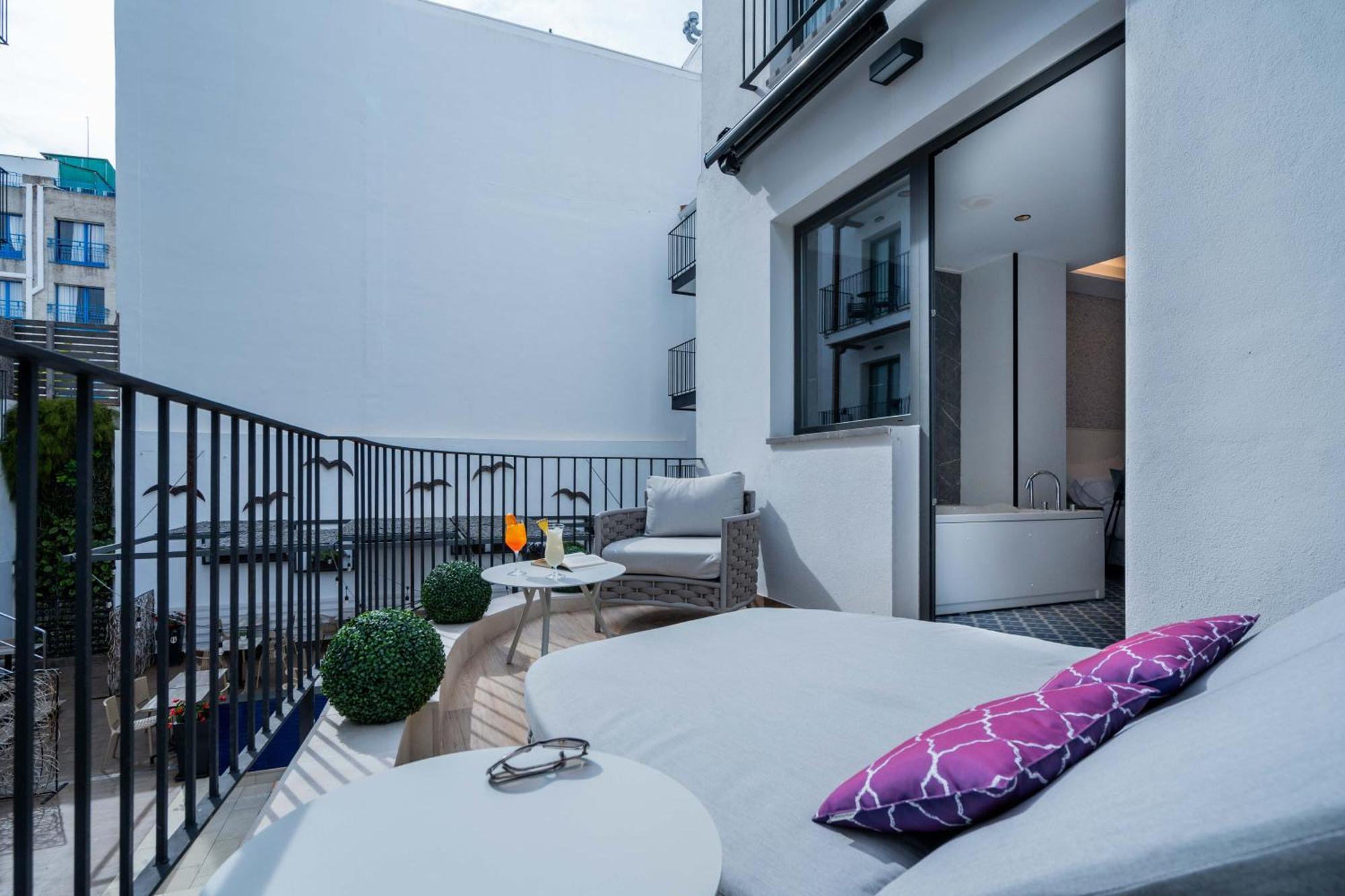 Neptuno Hotel & Spa 4 Sup Calella Zewnętrze zdjęcie
